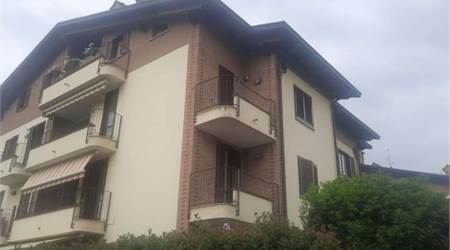 Apartment for Sale in Carugo