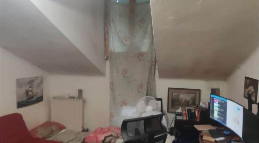Photo 34
