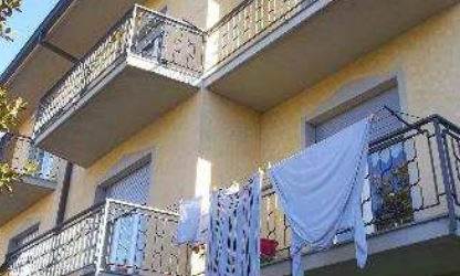 Apartment for Sale in Albese con Cassano