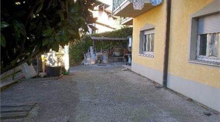 Apartment for Sale in Albese con Cassano